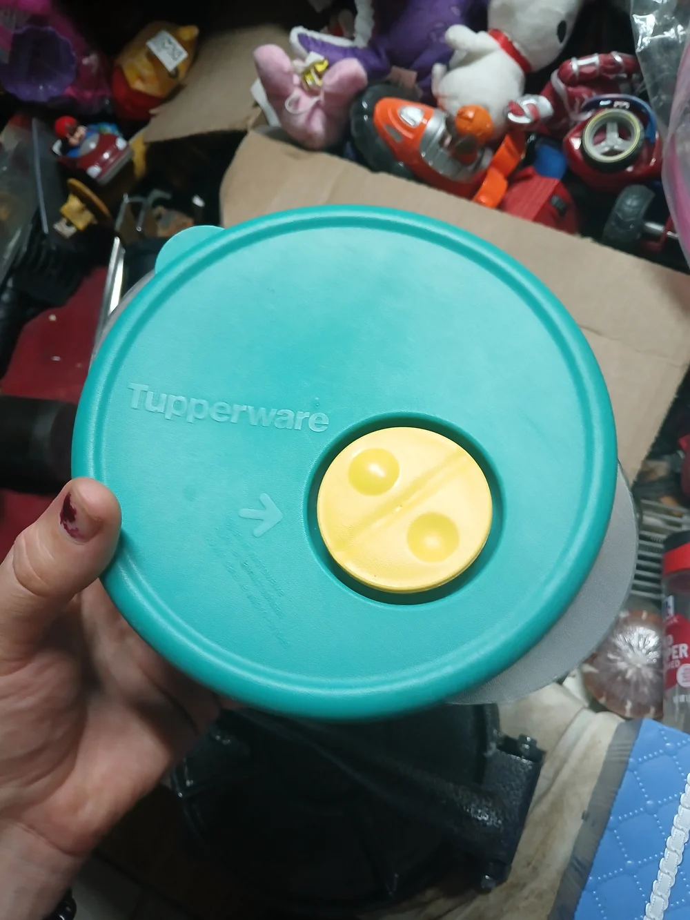 Tupperware Crystalwave microwave-safe container 7